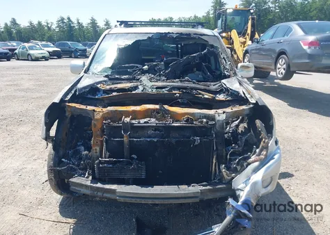 2010 Honda Pilot Touring z USA, uszkodzony, nr VIN 5FNYF4H94AB010058